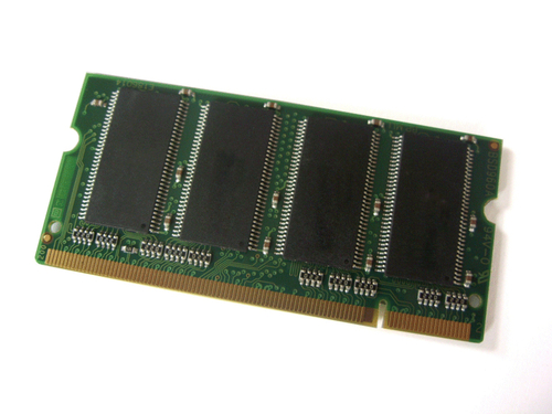 A Hypertec Legacy IBM equivalent 512MB SODIMM (PC133) – Hypertec